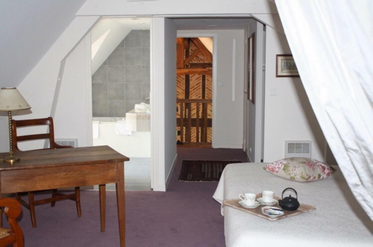 La Rabouillere Bed and Breakfast Le Controis-en-Sologne Exteriör bild